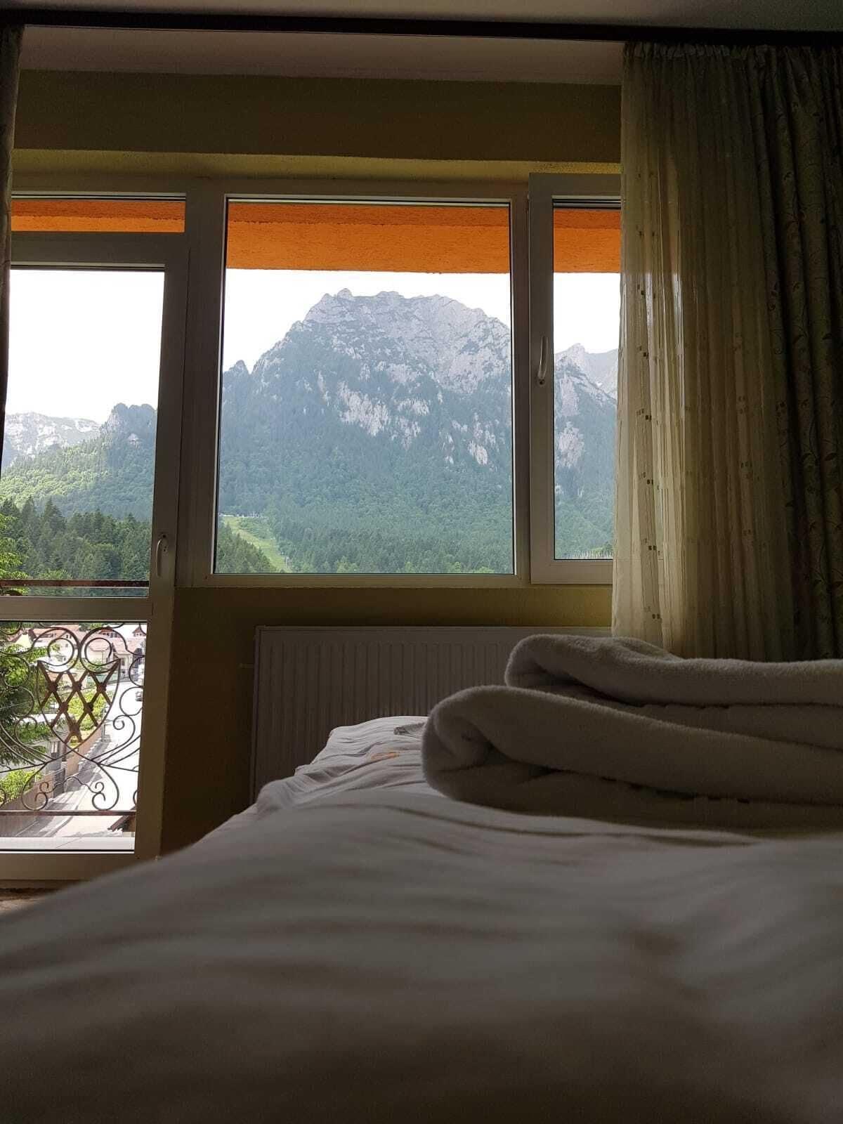 Hotel Iri Busteni Bagian luar foto